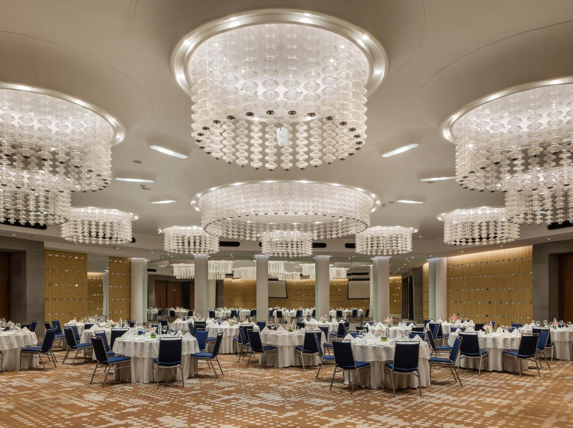 Avasa Hotel Hyderabad Exterior foto