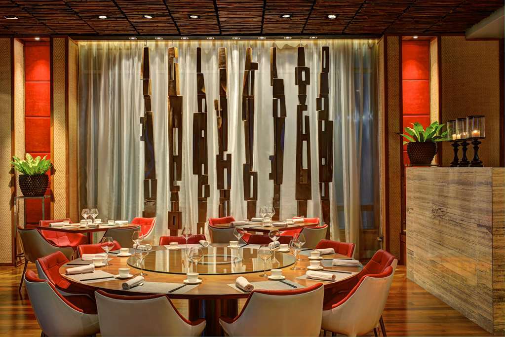 Avasa Hotel Hyderabad Restaurante foto